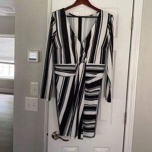 Women’s black and white dress knee length